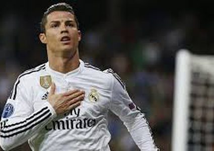 كريستيانو يواجه شبح الغياب عن مباراة الكلاسيكو