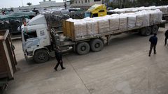 الاحتلال يخفض تصاريح دخول التجار بنسبة 31%