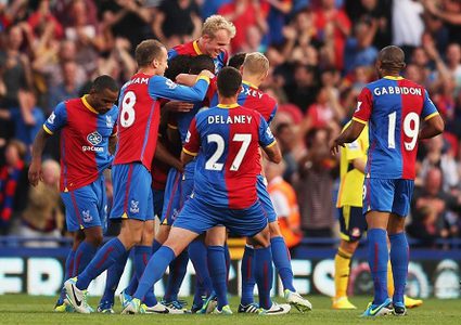 كريستال بالاس يكتسح أرسنال بالدوري الإنجليزي