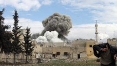 مقتل طفلة بقصف في ريف حلب