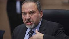 ليبرمان يحتج لدى الأمم المتحدة على إعدام عملاء في غزة