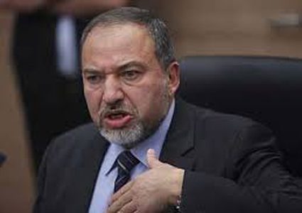 ليبرمان يحتج لدى الأمم المتحدة على إعدام عملاء في غزة