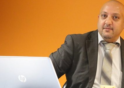 باعونا وطنية وبعدها باعوا الوطن