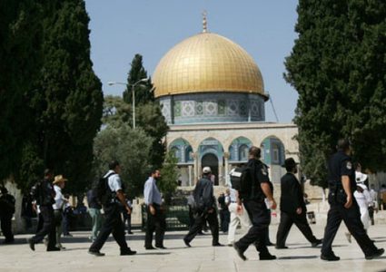 إسرائيل تستغل أعيادها لتشديد حصارها على القدس