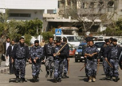 نقابة الصحفيين تطالب حماس بالإفراج عن الزميلة أبو ظريفة