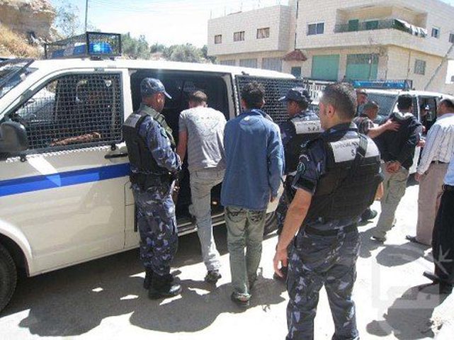 الشرطة تقبض على ثلاثة متعاطين للمخدرات