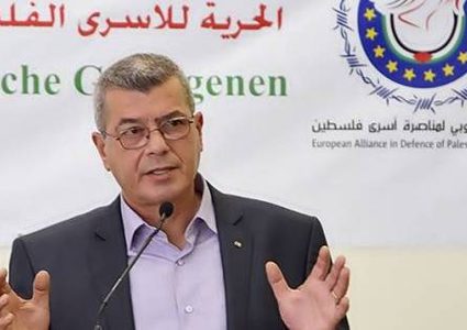 قراقع: غدا يوم وطني عالمي مع الأسرى