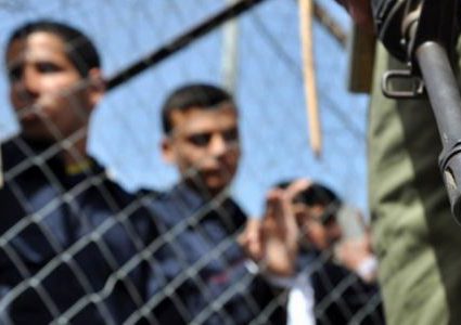 الاحتلال يتأهب لمواجهة إضراب الحركة الأسيرة