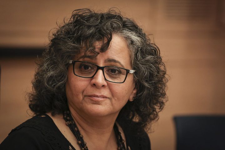 "عايدة سليمان" تطالب بالسماح لها بزيارة الأسرى