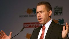 إسرائيل ترفض التفاوض مع الأسرى لتلبية احتياجاتهم الإنسانية