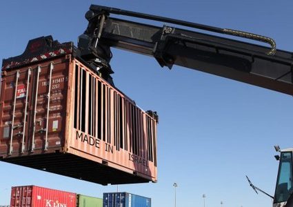 نشاط تجاري سري بين شركات اسرائيلية ودول عربية