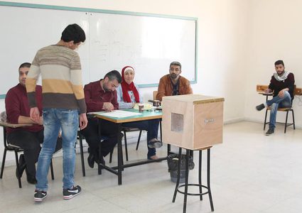 ملحم: ديموقراطية النجاح نموذج وليس لدينا ما نخفيه