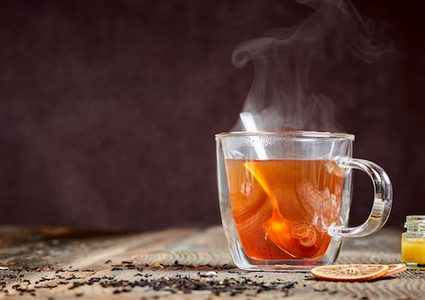 أفضل طريقة لتسخين المشروبات دون اهدار فائدتها