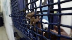 الهيئة ونادي الأسير: إجراءات لمواجهة منع زيارة المحامين للأسرى