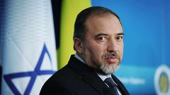 ليبرمان يحرض على الأسرى