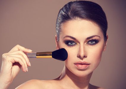 خطوات تساهم في فشل المكياج