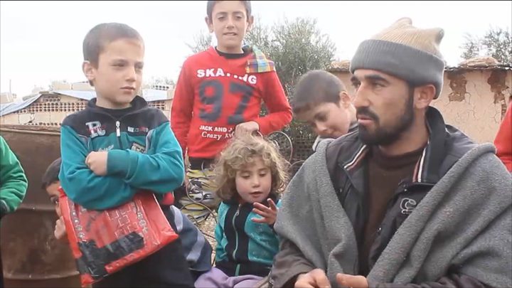 الآف النازحيين يعانون أوضاعًا صعبة شمالي الموصل