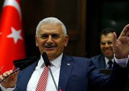 رئيس الوزراء التركي: الشعب هو صاحب القرار