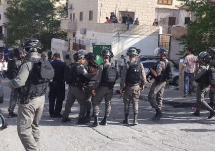 قمع مسيرة تضامنية مع الأسرى بالقدس