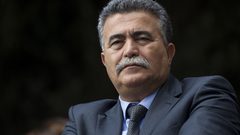 بيرتس: جهات حاولت رشوتي بسبب" القبة الحديدية"