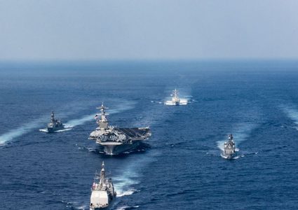 مناورات أمريكية يابانية مشتركة غرب المحيط الهادي