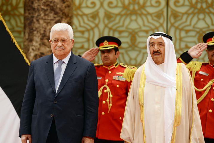 الرئيس الفلسطيني ونظيره الكويتي يناقشان المستجدات الدولية والإقليمية