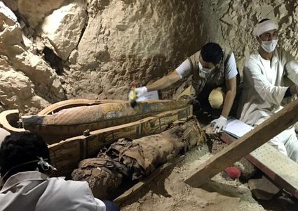 إكتشاف مقبرة لقاضي فرعوني