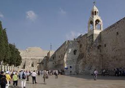الاحتلال يمنع السياح من دخول بيت لحم