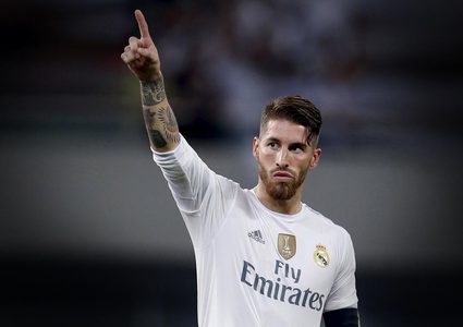 طرد راموس.. يهدد حلم الريال