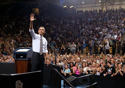 أوباما يعود إلى الساحة الإجتماعية