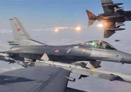 تركيا تقصف مواقع عسكرية كردية بسوريا والعراق