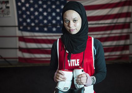 الملاكمة أمية تحصل على حق ارتداء الحجاب في الحلبة