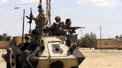 اشتباكات  بين الجيش المصري ومسلحين في سيناء