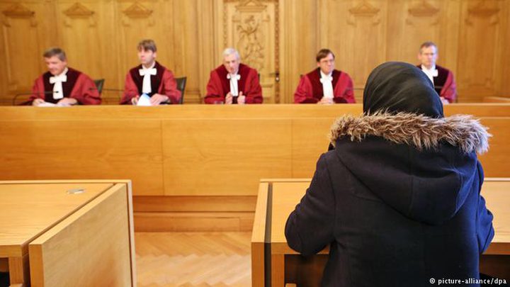 ولاية ألمانية تحظر الحجاب في المحاكم