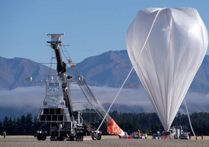 ناسا تغزو الفضاء بمنطاد عملاق