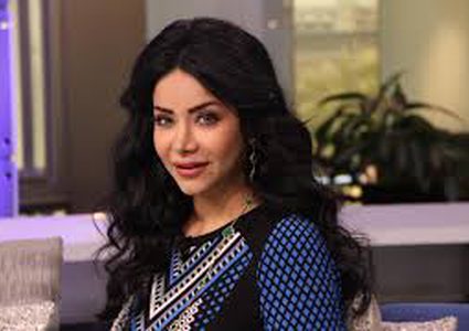 لجين عمران ورسالة إلى الفتيات لتحقيق أحلامهن