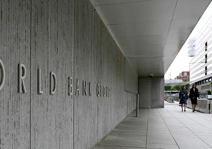 البنك الدولي يطالب بسياسة حاسمة لوقف تدهور الاقتصاد الفلسطيني