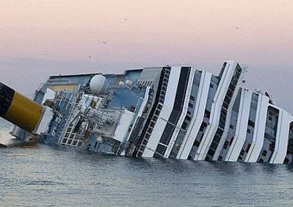 غرق سفينة حربية روسية قرب البسفور