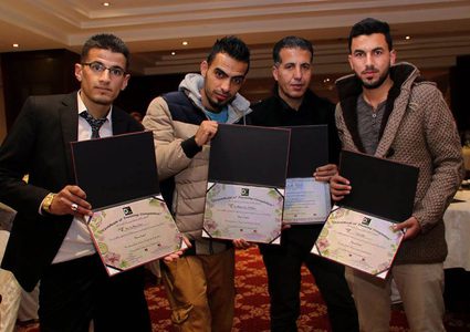 كوميدية ساخرة تعكس واقع المكان