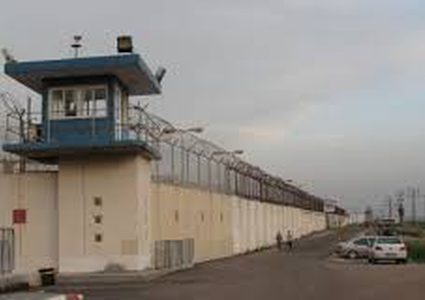 عسقلان: إصابات بصفوف الأسرى المضربين