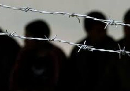 وزير الصحة يطالب العالم بإنقاذ الأسرى