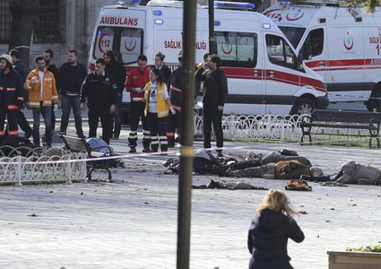 قتلى ومصابون في انفجار حافلة بتركيا