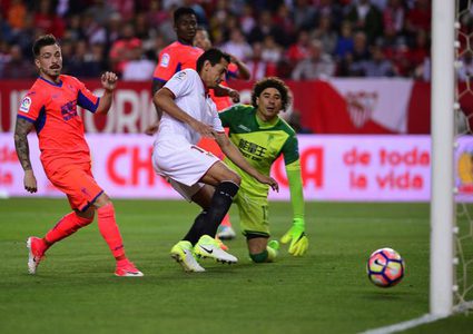 أشبيلية يعبر سيلتا فيجو بثنائية