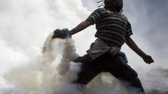الثالث من أيّار .. غضب بوجه السجان