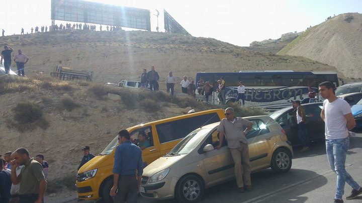 بين تفّوح وجبل المكبر .. خطف واغلاق وادي النار(صور)