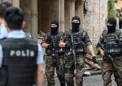 إقالة 3974 موظفاً في تركيا