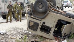 إصابة جنديين اثر انقلاب جيب اسرائيلي في بيت لحم