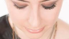 حيل للحفاظ على المكياج من حر الصيف