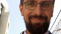 اسرائيل توقف عمل صحفي هولندي انتقد سياستها