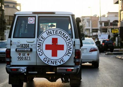 الصليب الأحمر: سنراجع سياستنا في الأراضي الفلسطينية